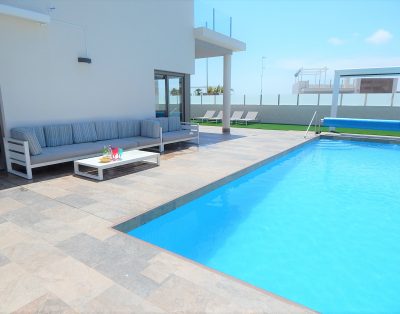 Modern Detached villa with private pool, outdoor kitchen and large gardens: 2262