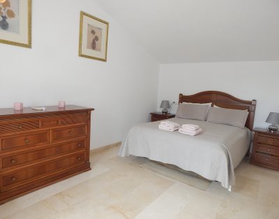 Stylish 3 bedroom townhouse 1 minute from Villamartin plaza : 2220