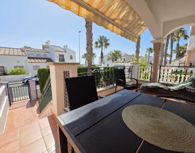 Great for families and golfers, 5 minute walk to Villamartin Plaza –  Ref 2223