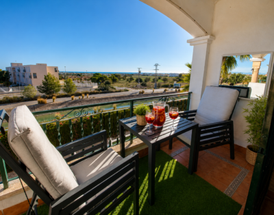 Great for families and golfers, 5 minutes walk from Villamartin Plaza : 2251